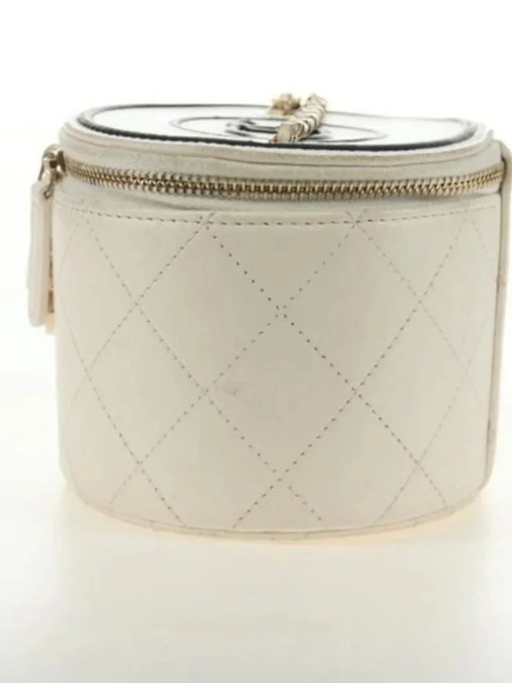 CHANEL Matelasse Chain Vanity Bag Lamb Skin White Gold CC Auth 188894SAM